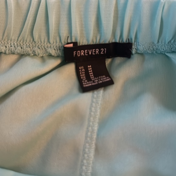 Long sheer skirt with short skirt underneath - Picture 3 of 3